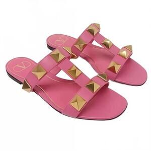 NEW VALENTINO GARAVANI women's calfskin roman stud flat sandals in pink/gold